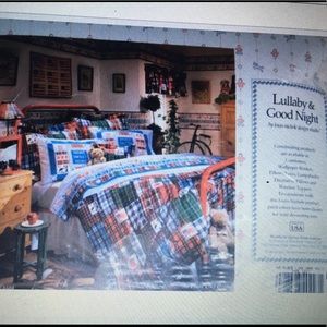 NWT comforter with border, lamp shade etc.